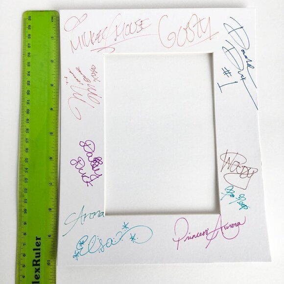 Genuine Disney Characters Autographed Frame Mat - Picture 6 of 8
